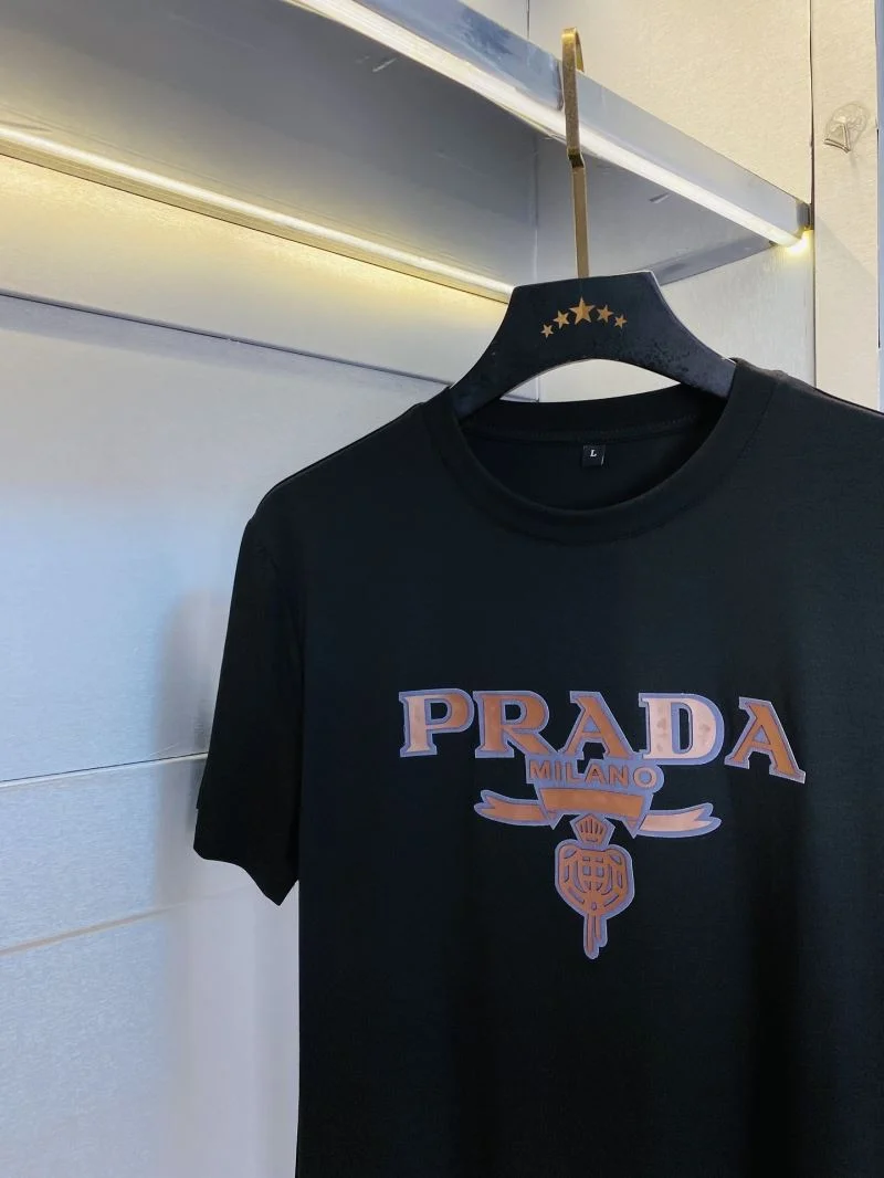 Sophisticated Prada T-Shirts 167711