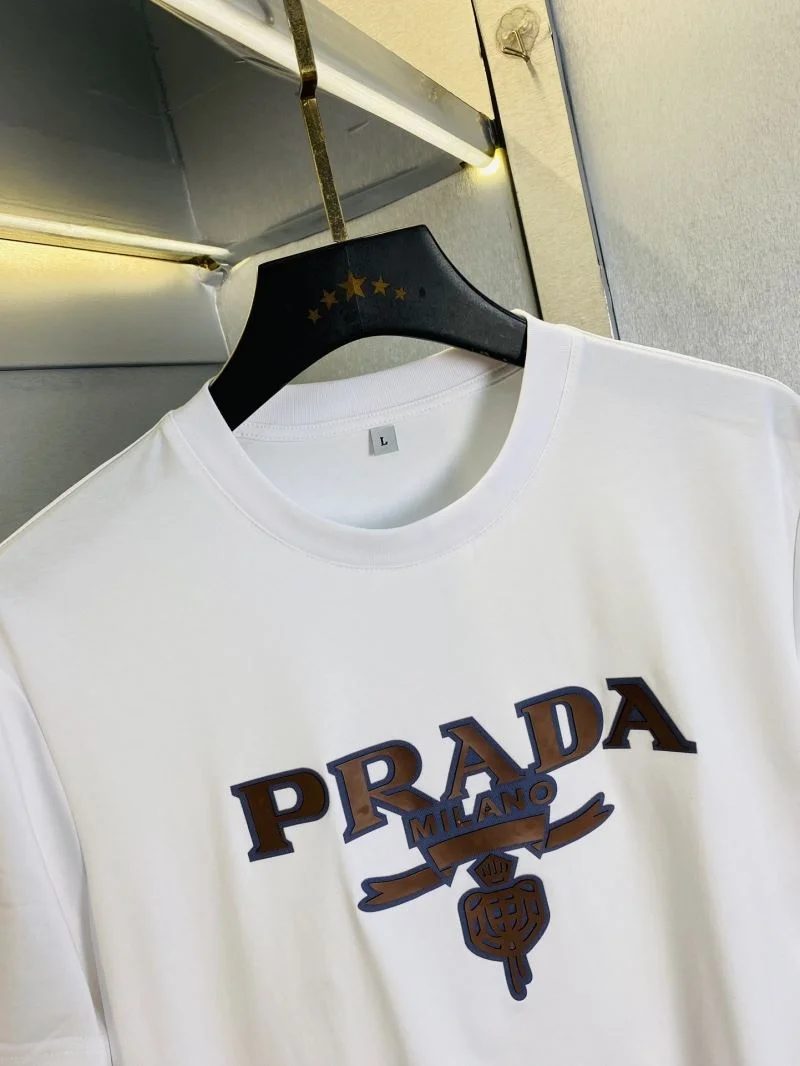 Sophisticated Prada T-Shirts 167711