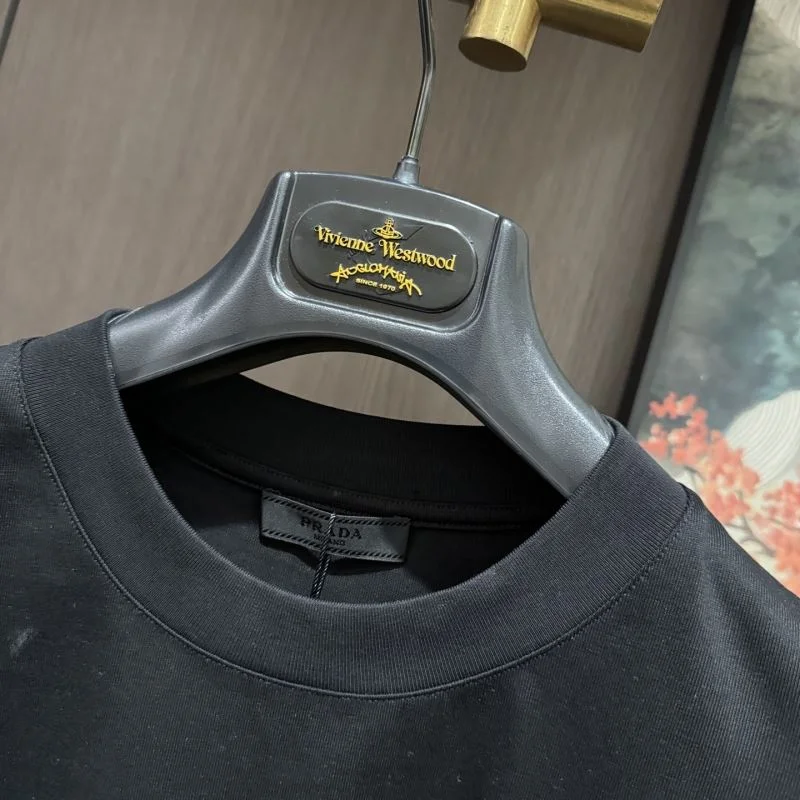 Prada T-Shirts UrbanStyle 167704