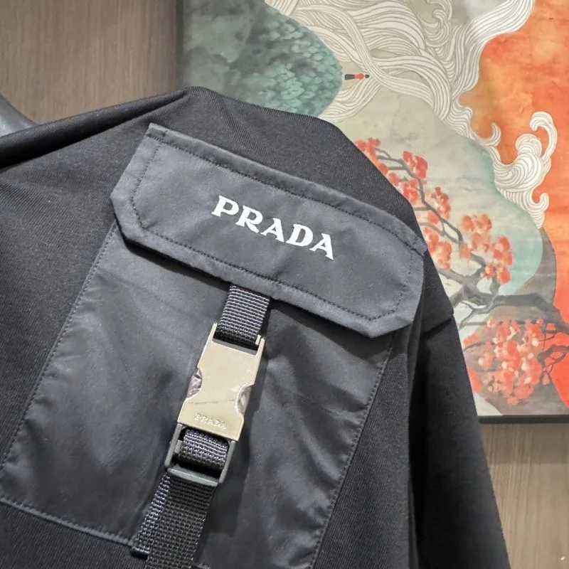 Prada T-Shirts UrbanStyle 167704