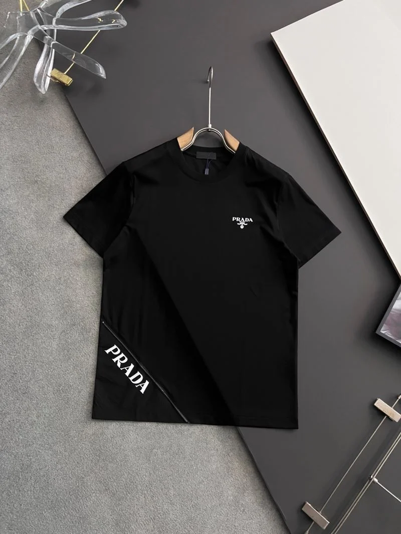 Prada T-Shirts Cozy 167699