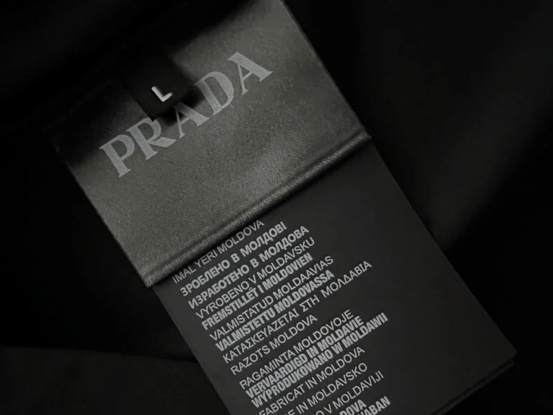 Prada T-Shirts Cozy 167699