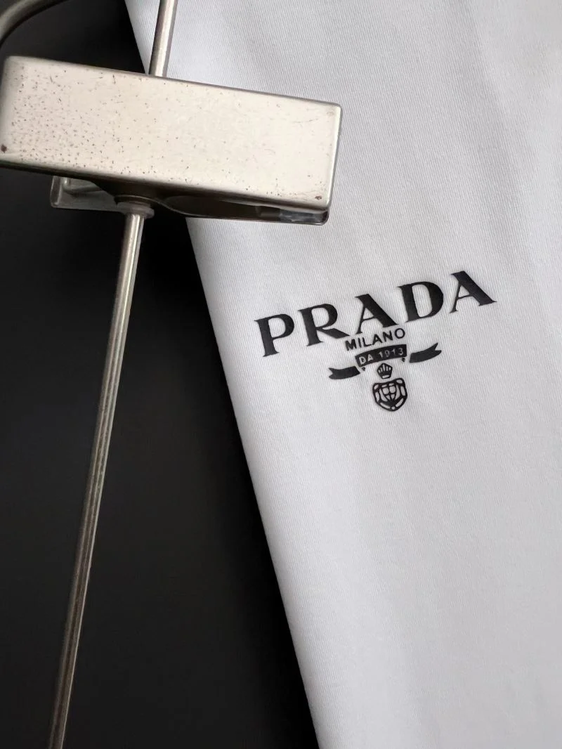 Prada T-Shirts Cozy 167699