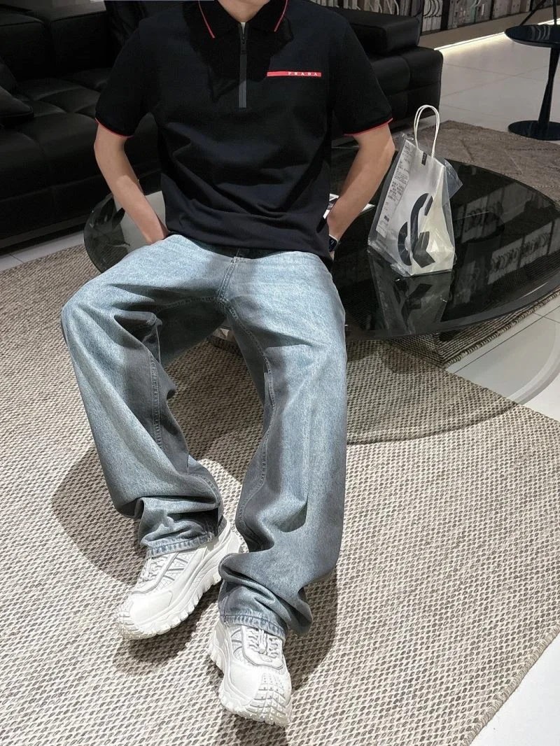 Prada T-Shirts Timeless 167727