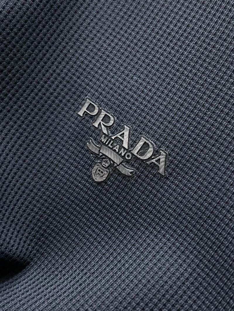 Prada T-Shirts Reliable 167680
