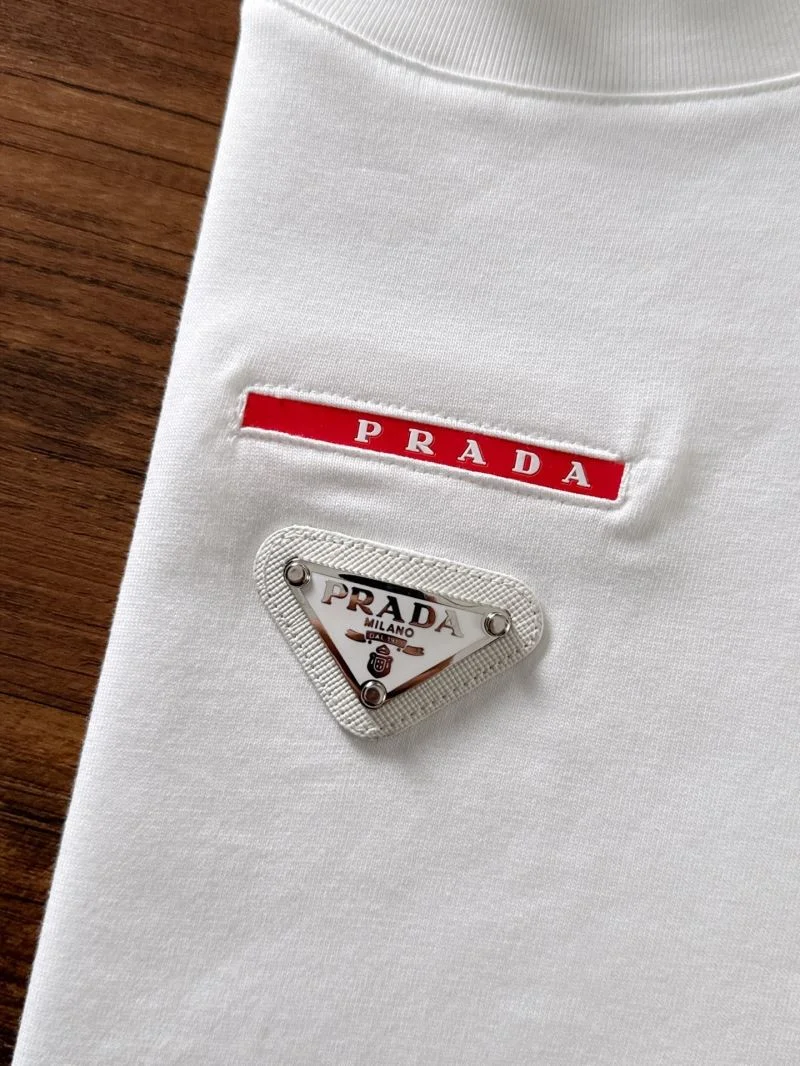 Prada T-Shirts Sporty 167679