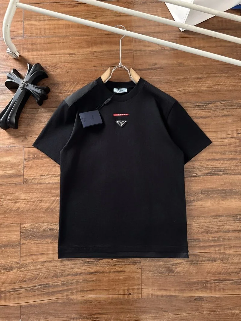 Premium Prada T-Shirts 167677