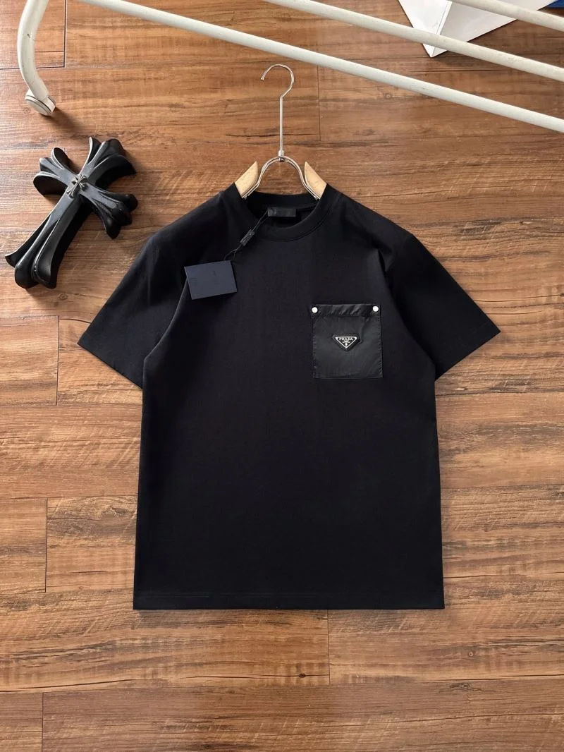 Prada T-Shirts Affordable 167672