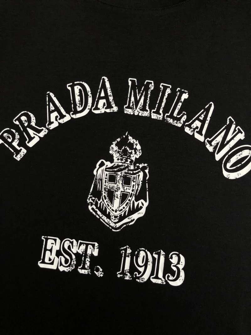 Prada T-Shirts Breathable 167665