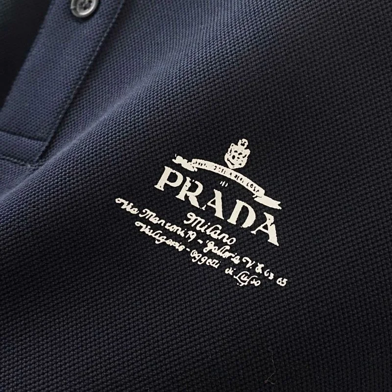 Snug Prada T-Shirts 167666
