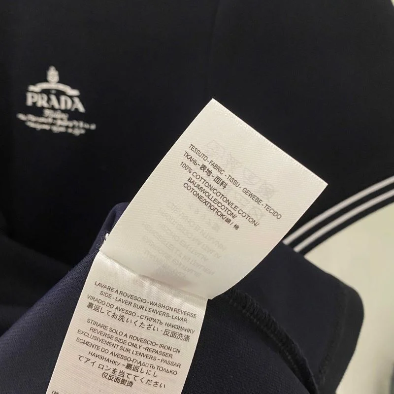 Snug Prada T-Shirts 167666