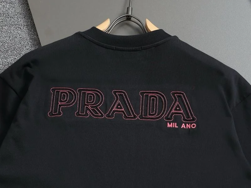Attractive Prada T-Shirts 167663