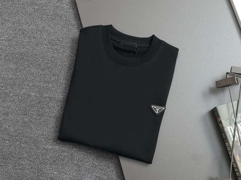 Attractive Prada T-Shirts 167663