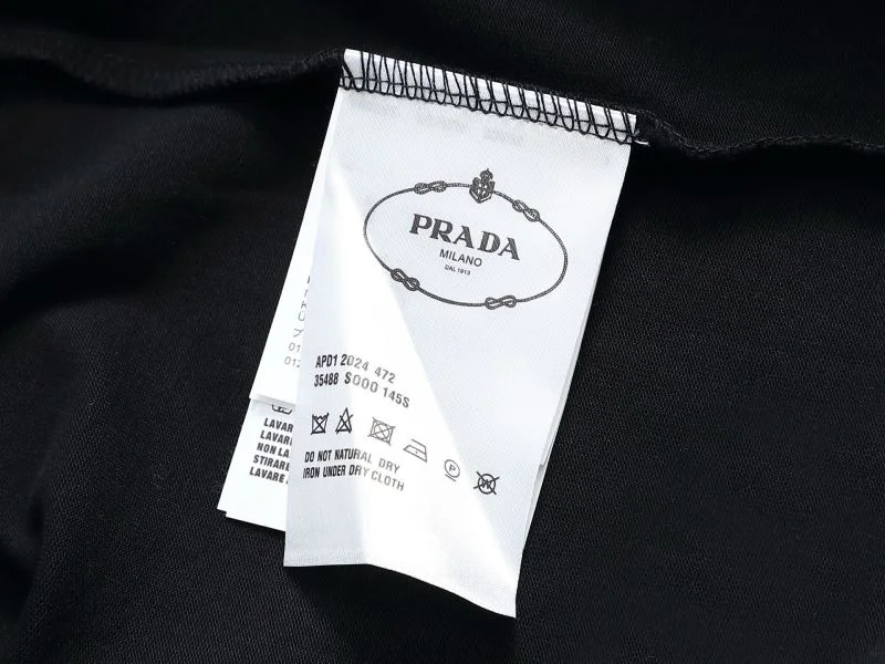 Prada T-Shirts Stylish 167661
