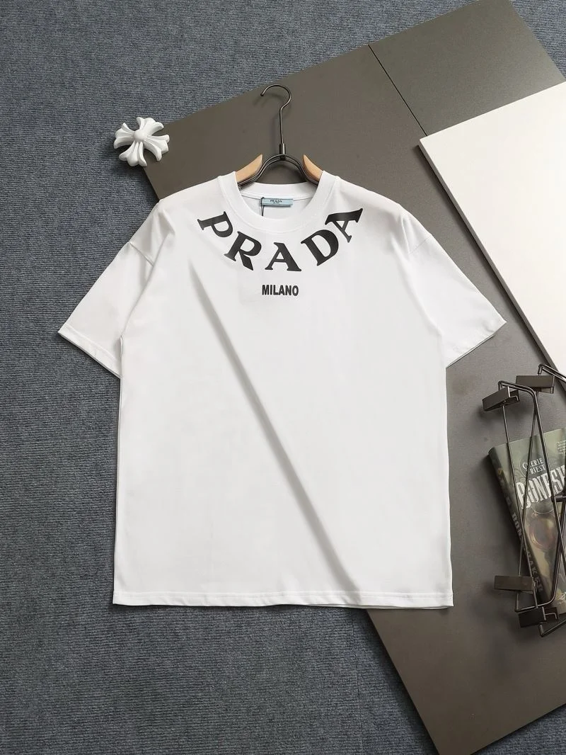 Prada T-Shirts Snug 167660