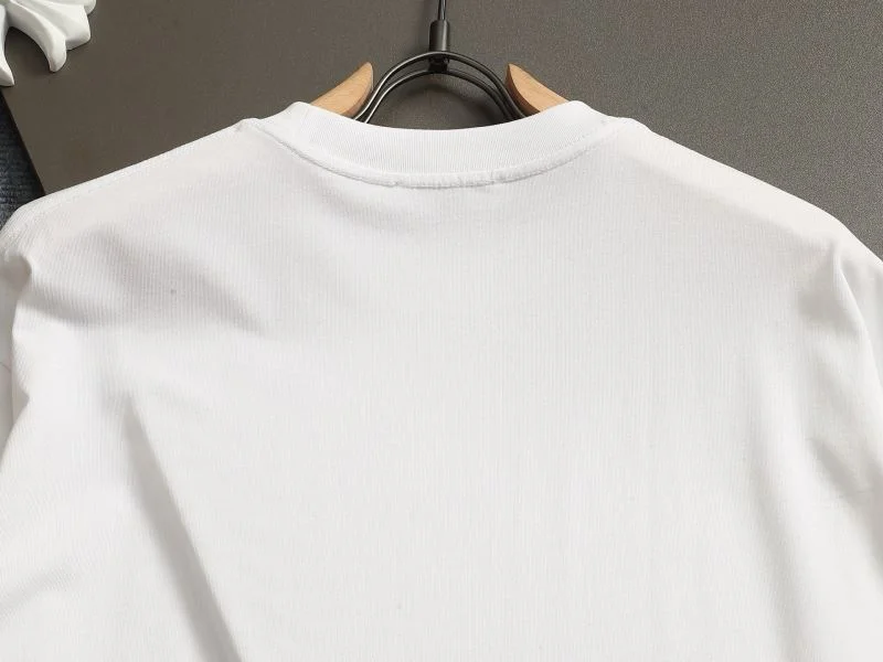Prada T-Shirts Snug 167660