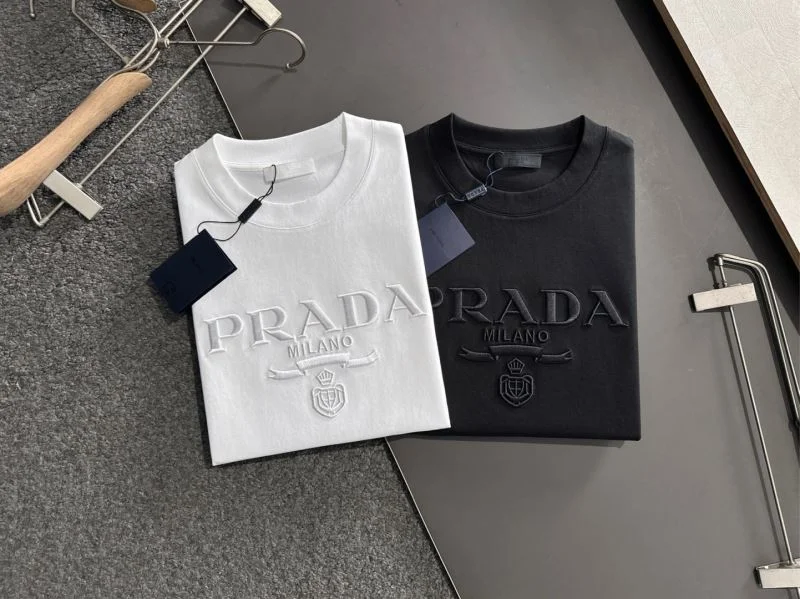 Prada T-Shirts Affordable 167657