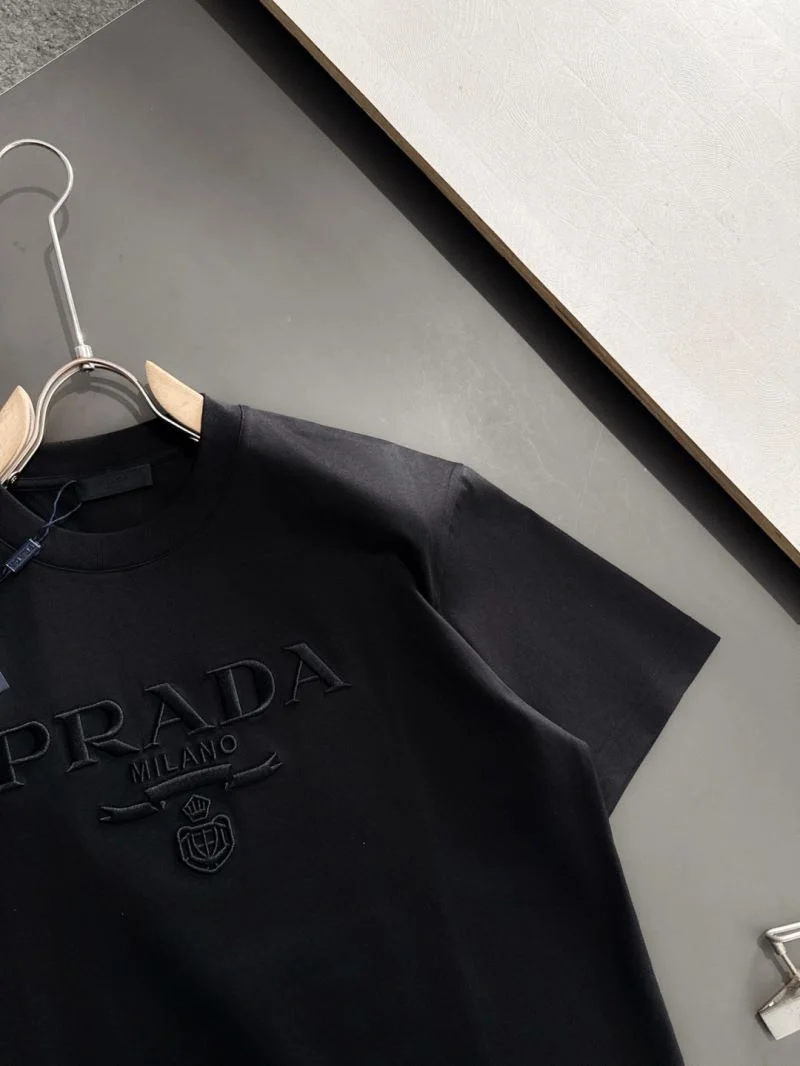 Prada T-Shirts Affordable 167657