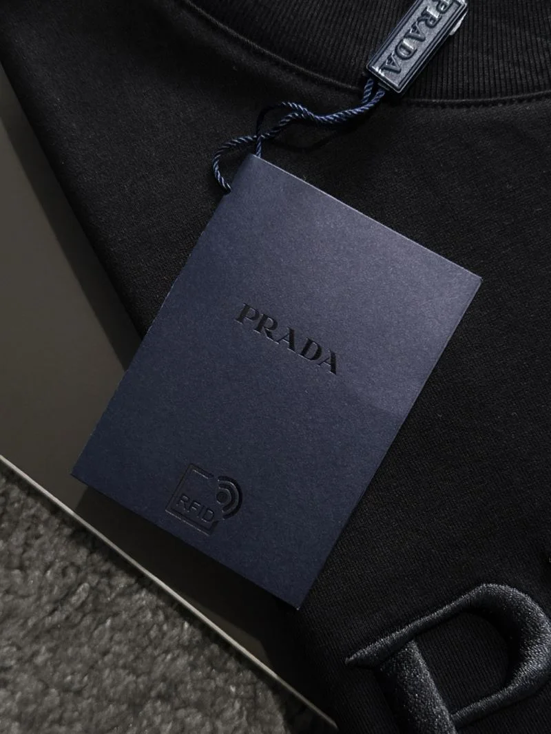 Prada T-Shirts Affordable 167657