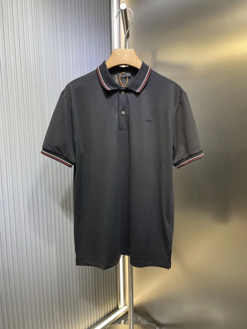 UrbanChic Prada T-Shirts 167676