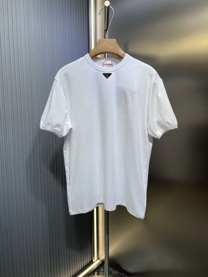 Supportive Prada T-Shirts 167642