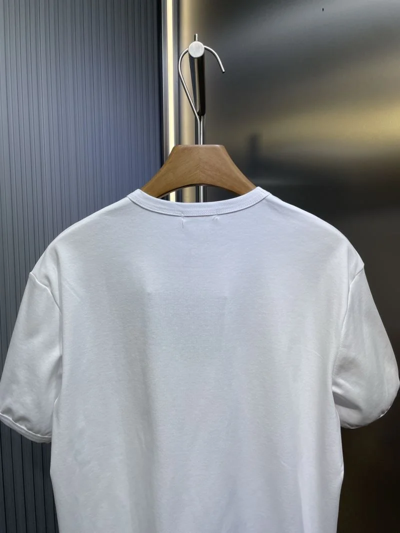 Supportive Prada T-Shirts 167642
