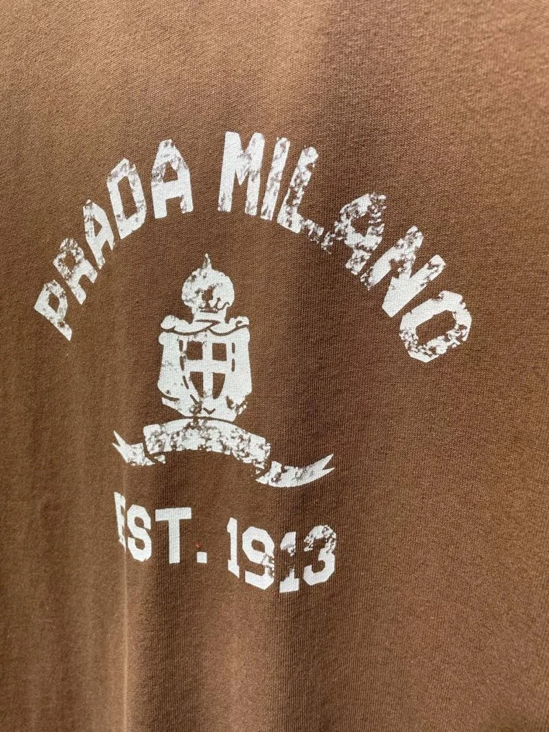 Prada T-Shirts GoAnywhere 167633