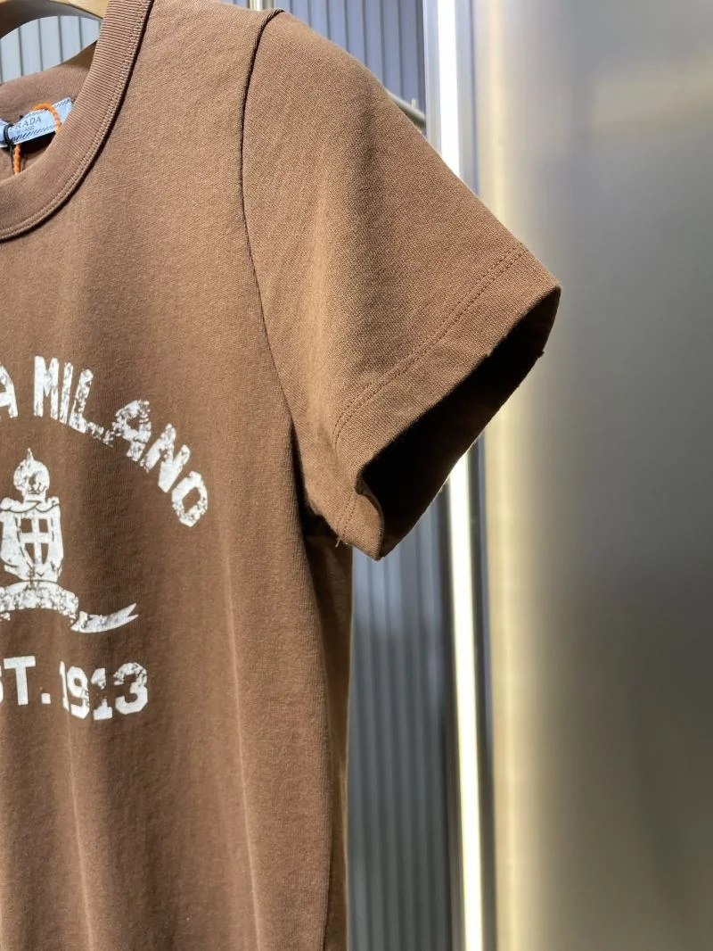 Prada T-Shirts GoAnywhere 167633