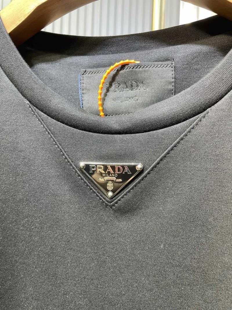Prada T-Shirts WaterResistant 167636
