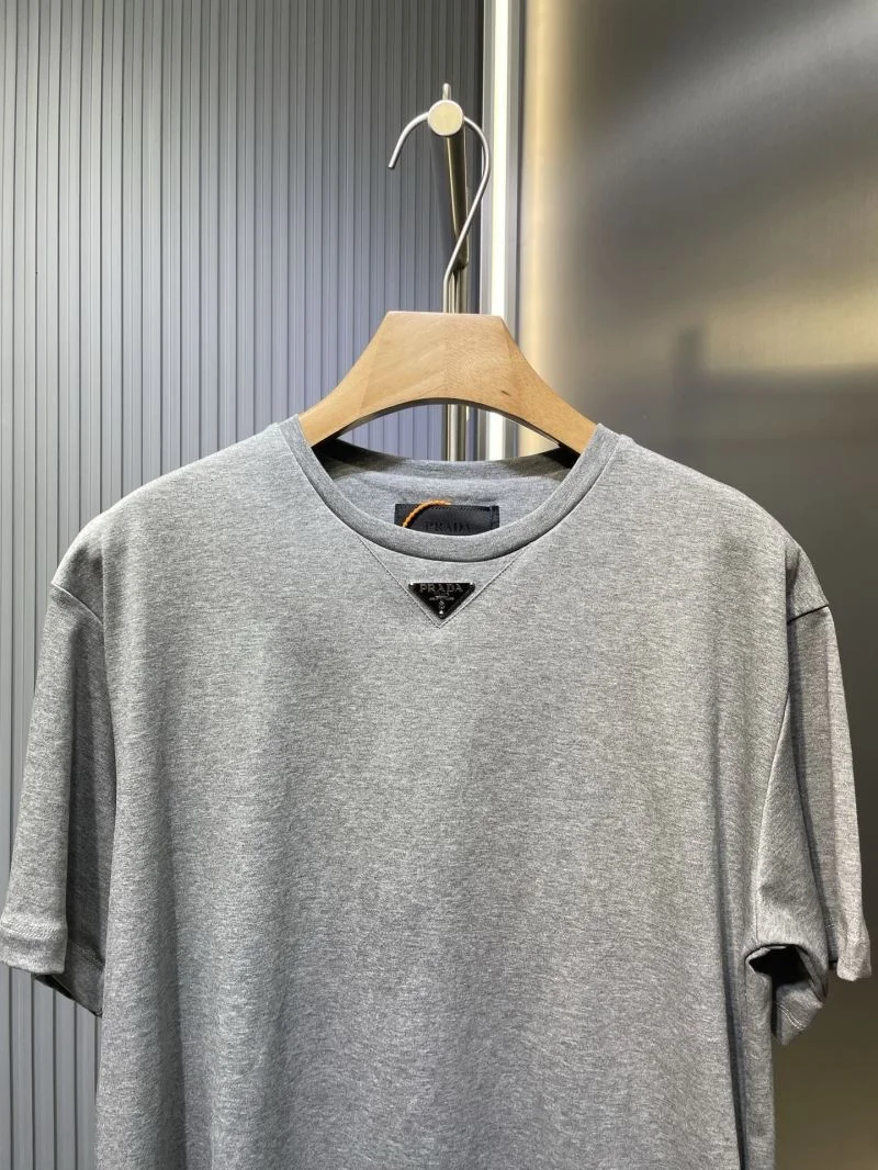 SmoothTexture Prada T-Shirts 167635