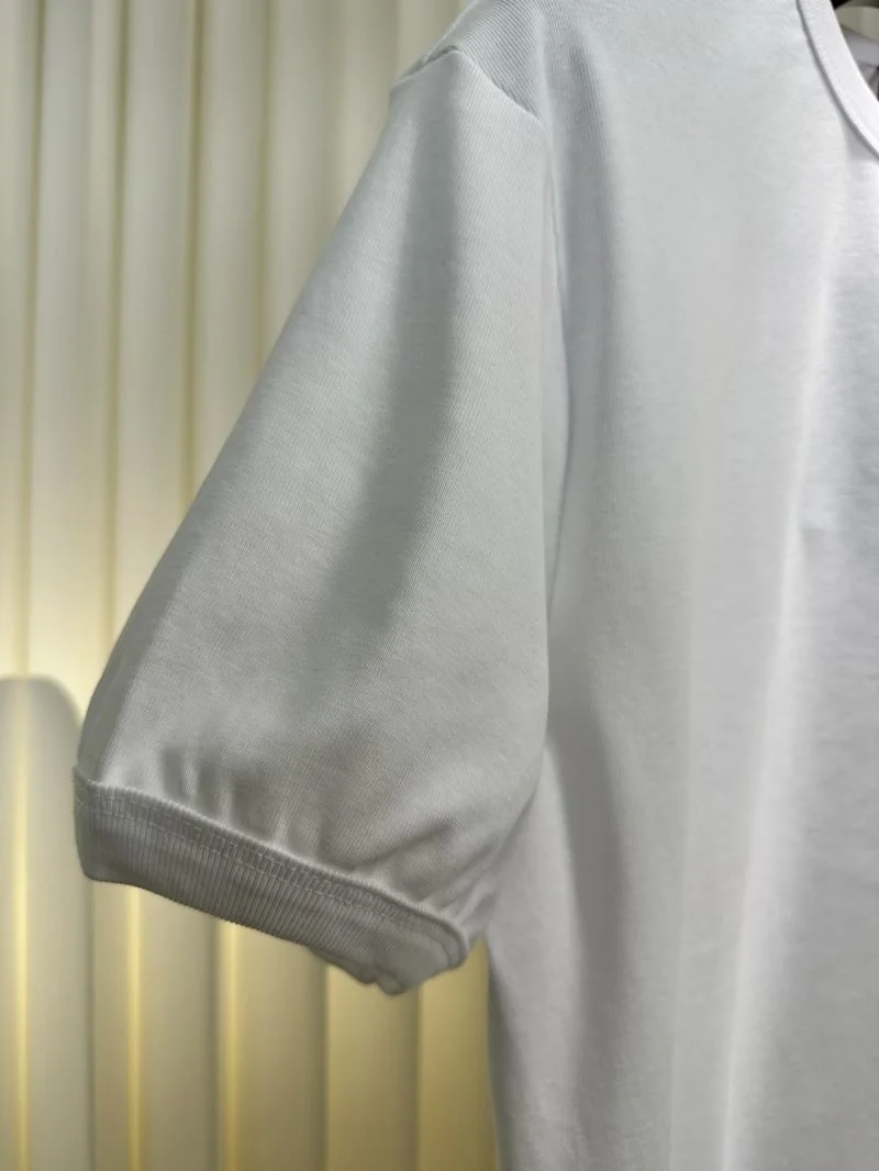 Compact Prada T-Shirts 167628