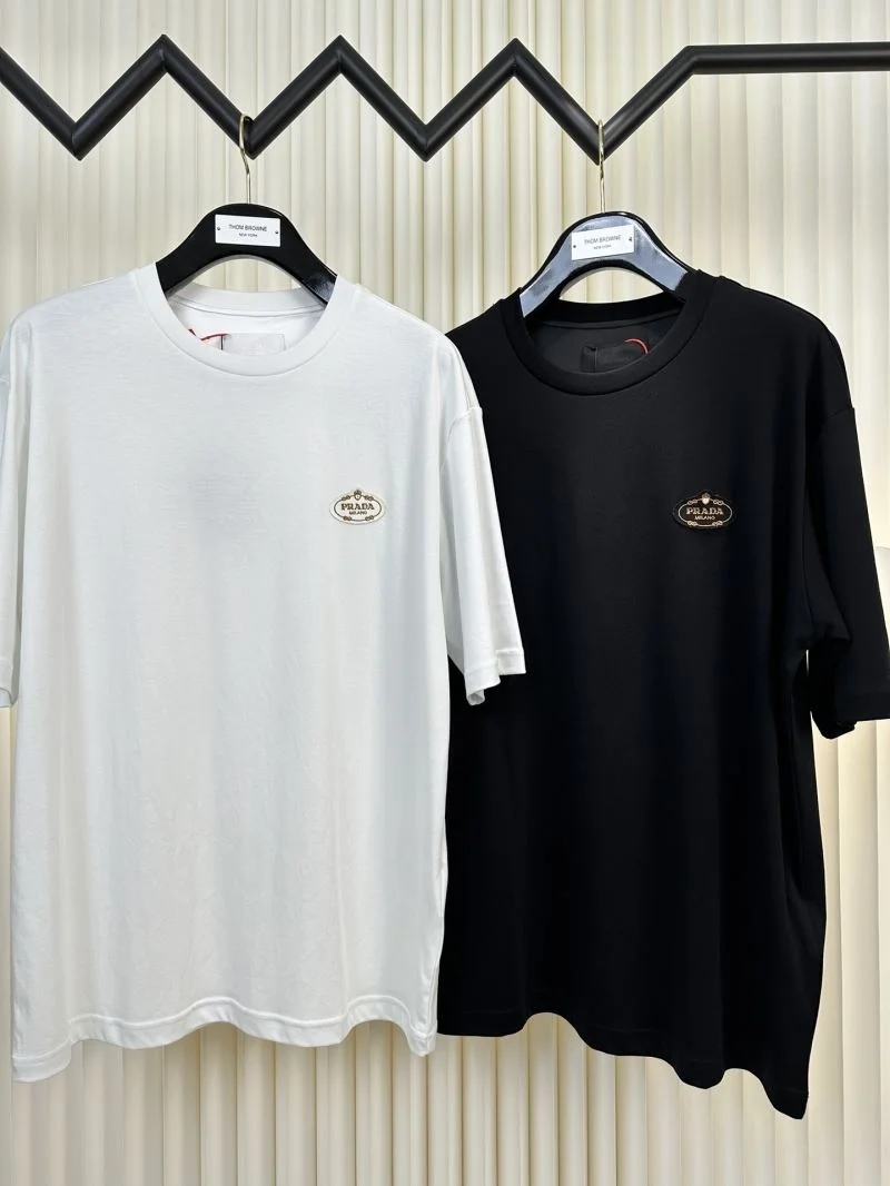 Functional Prada T-Shirts 167630