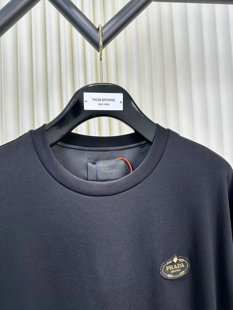Functional Prada T-Shirts 167630