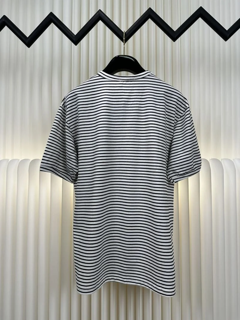 Unisex Prada T-Shirts 167143