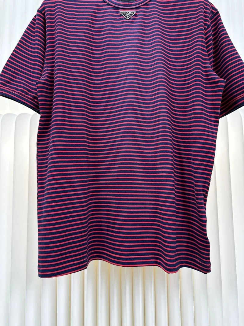 Packable Prada T-Shirts 167135