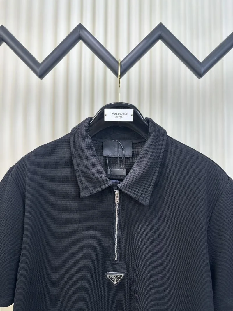 Prada T-Shirts Snug 167091