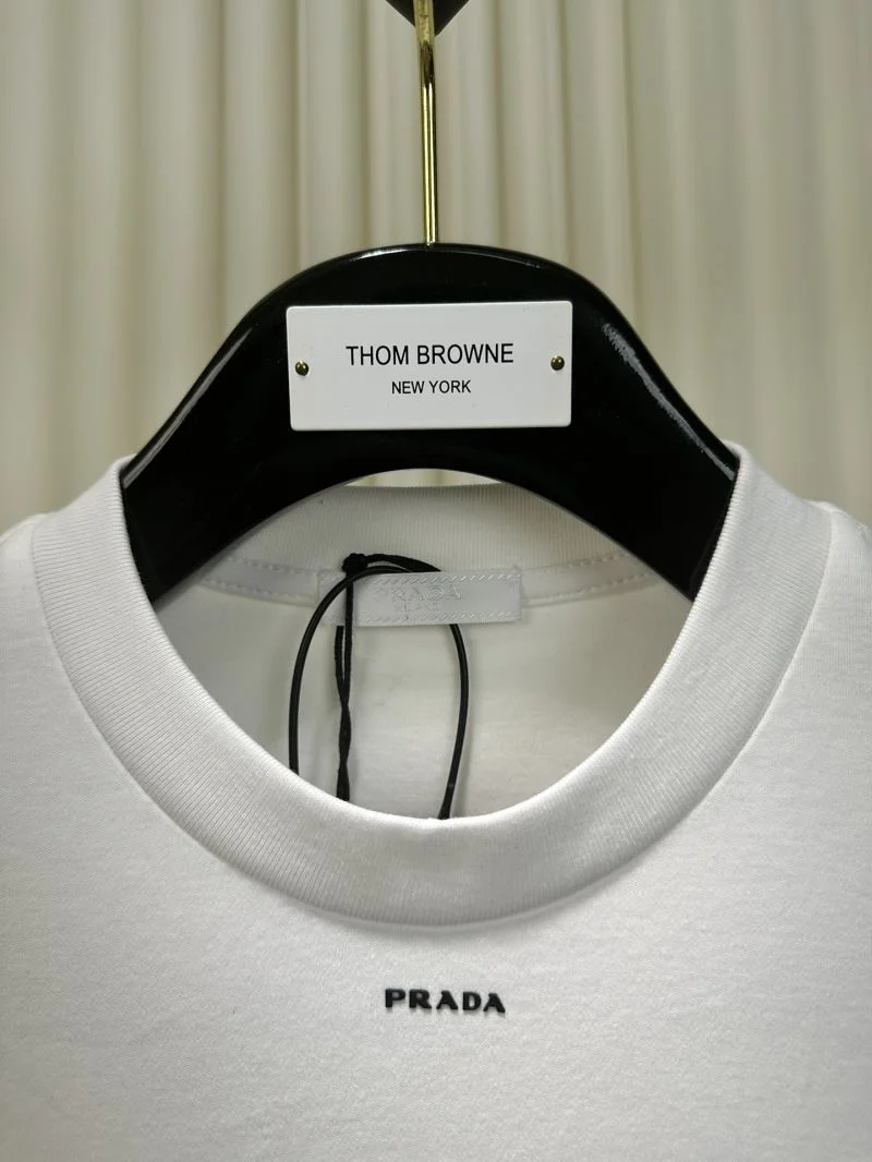Prada T-Shirts Contemporary 167089