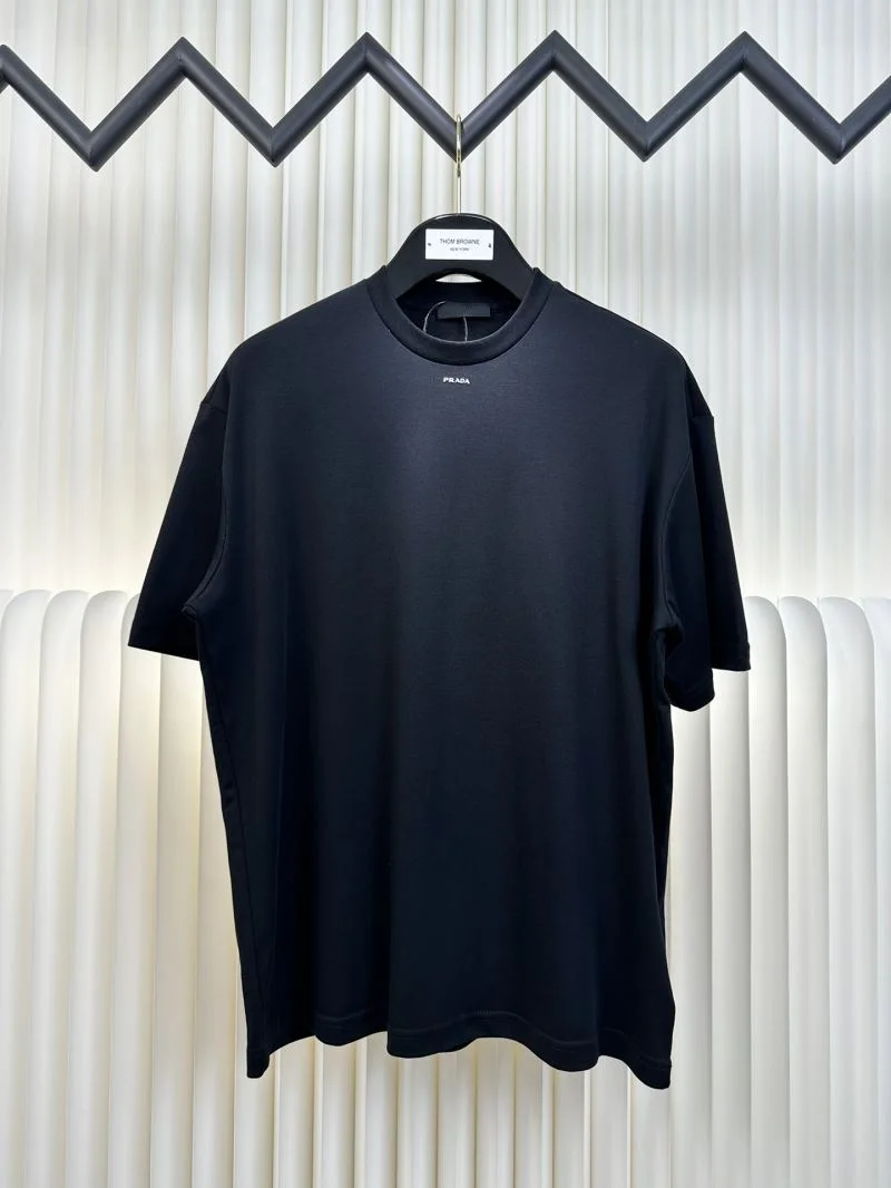 Prada T-Shirts Neat 167087