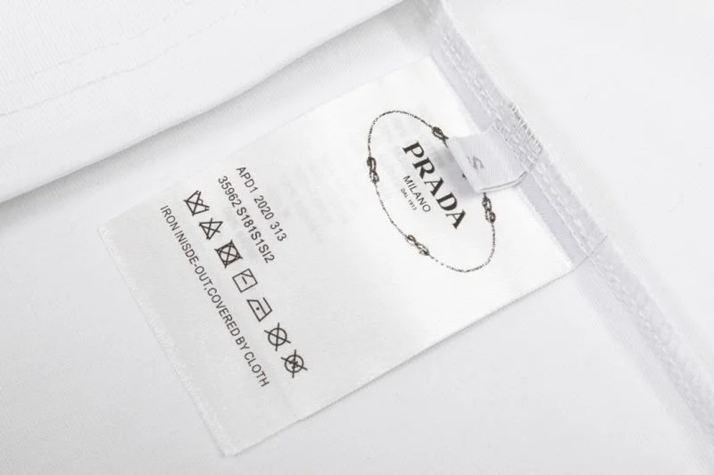 Fashionable Prada T-Shirts 167117