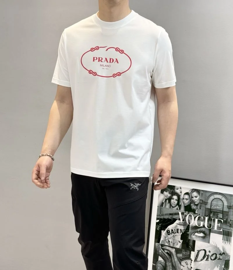 Supportive Prada T-Shirts 167079