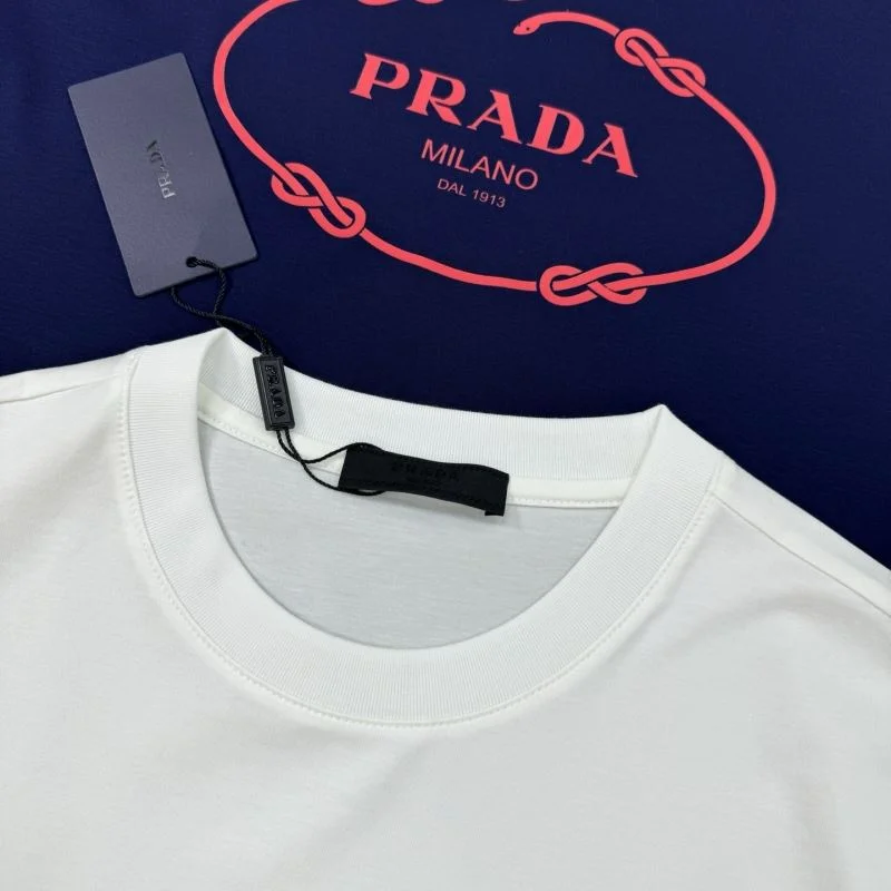 Supportive Prada T-Shirts 167079