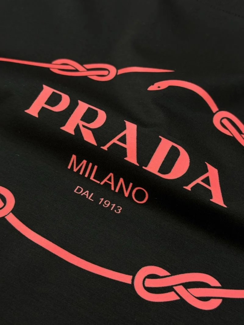 Prada T-Shirts Durable 167078