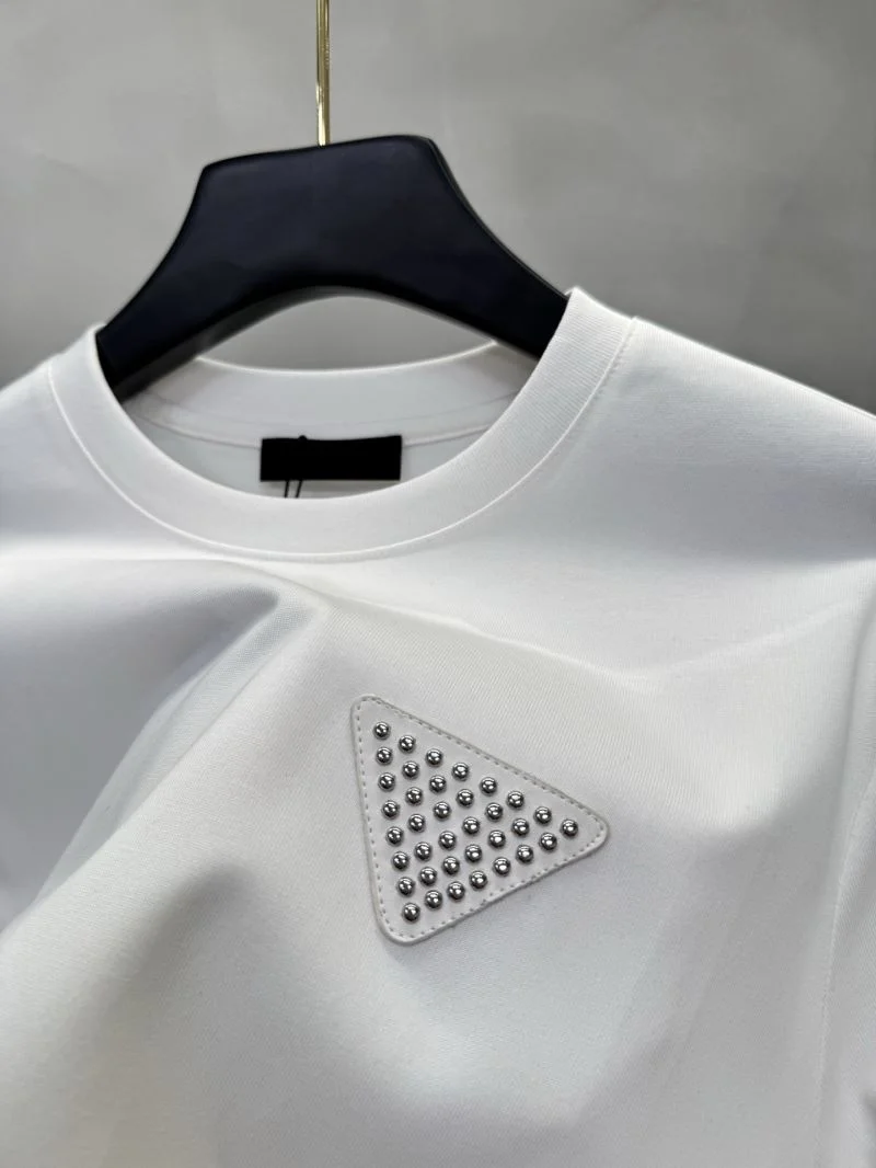 Timeless Prada T-Shirts 167077