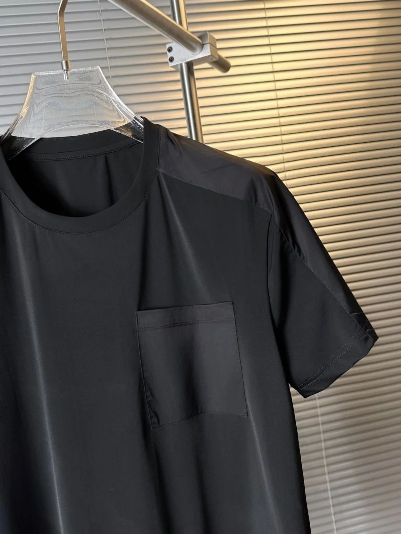 WeatherProof Prada T-Shirts 167052