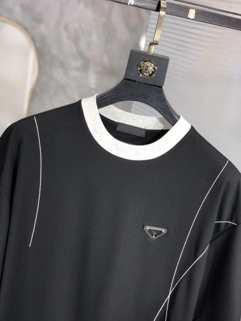 Prada T-Shirts Trendsetting 167083
