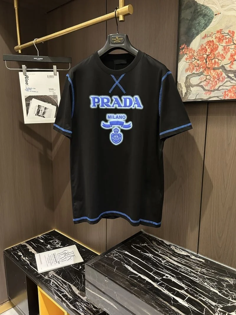 Vibrant Prada T-Shirts 167064