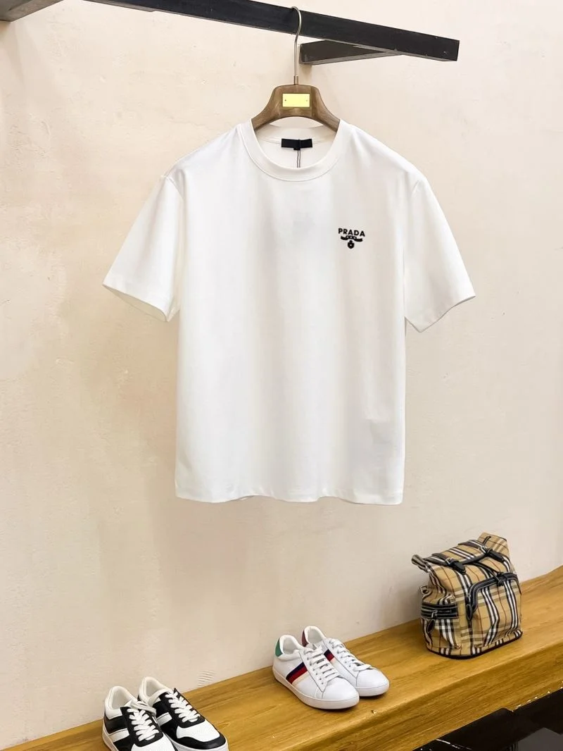 Prada T-Shirts Casual 167060