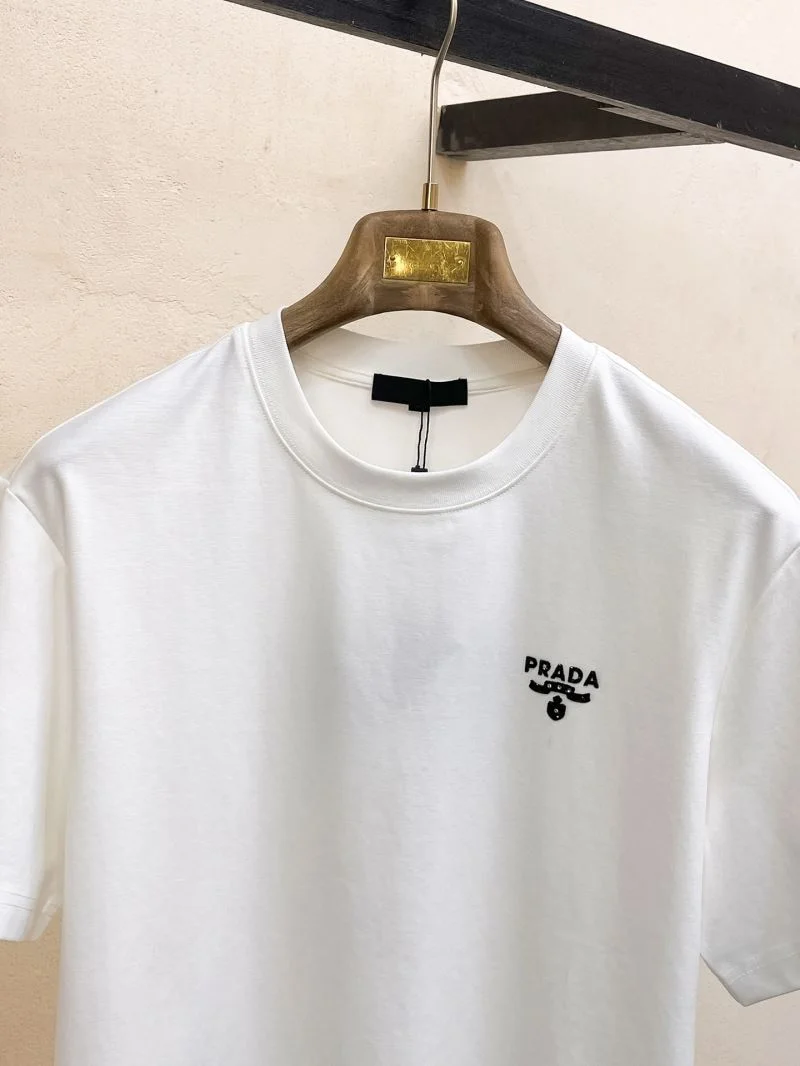 Prada T-Shirts Casual 167060