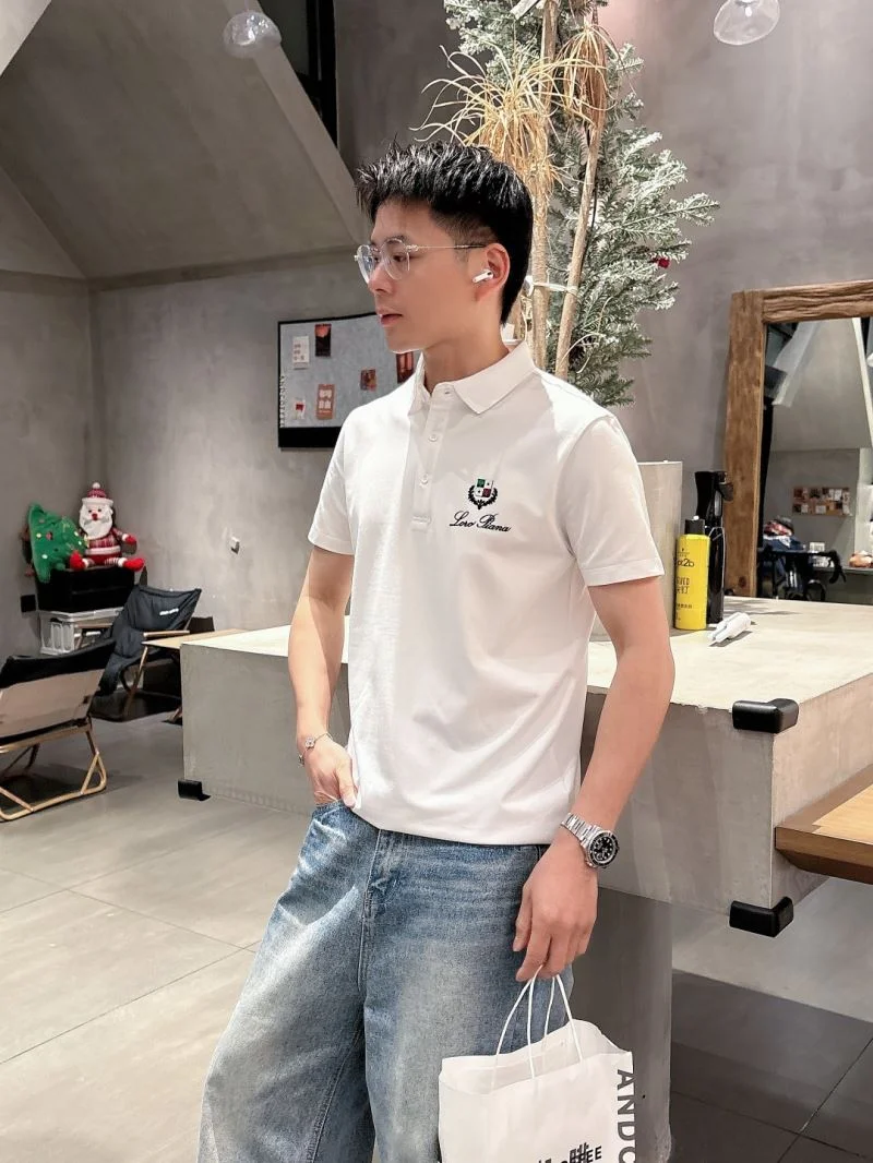 Prada T-Shirts Comfortable 167066