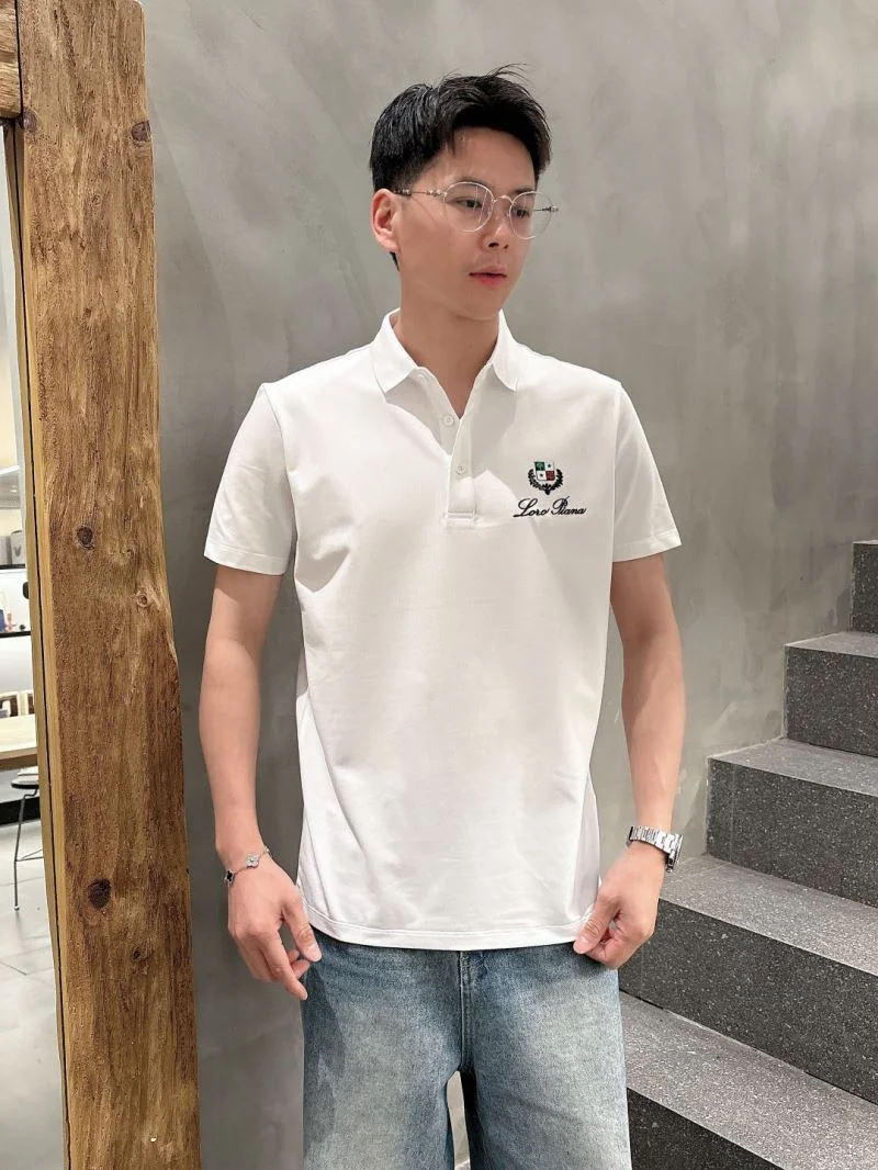 Prada T-Shirts Comfortable 167066